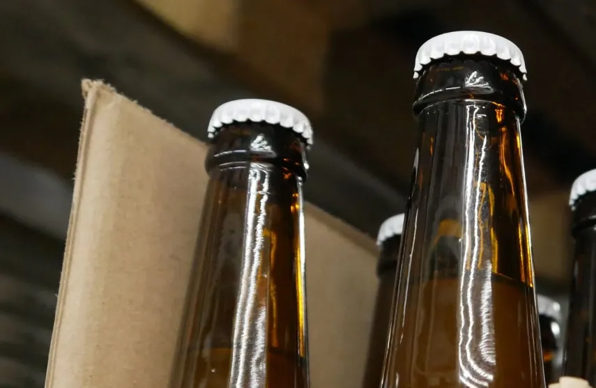 Czy jednorazowe opakowania na piwo mogą być ekologiczne i estetyczne zarazem?