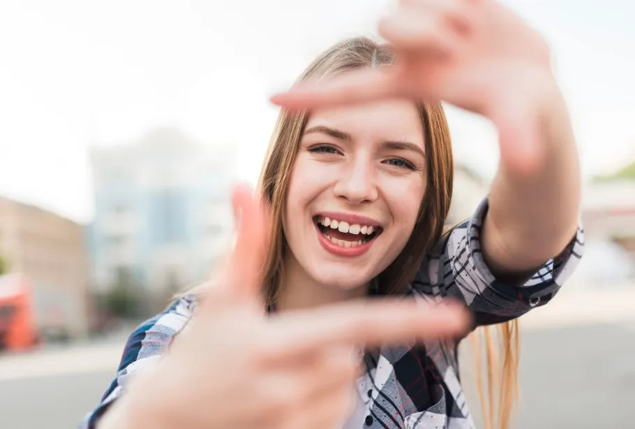 Jak dbać o zęby i aparat retencyjny na co dzień?