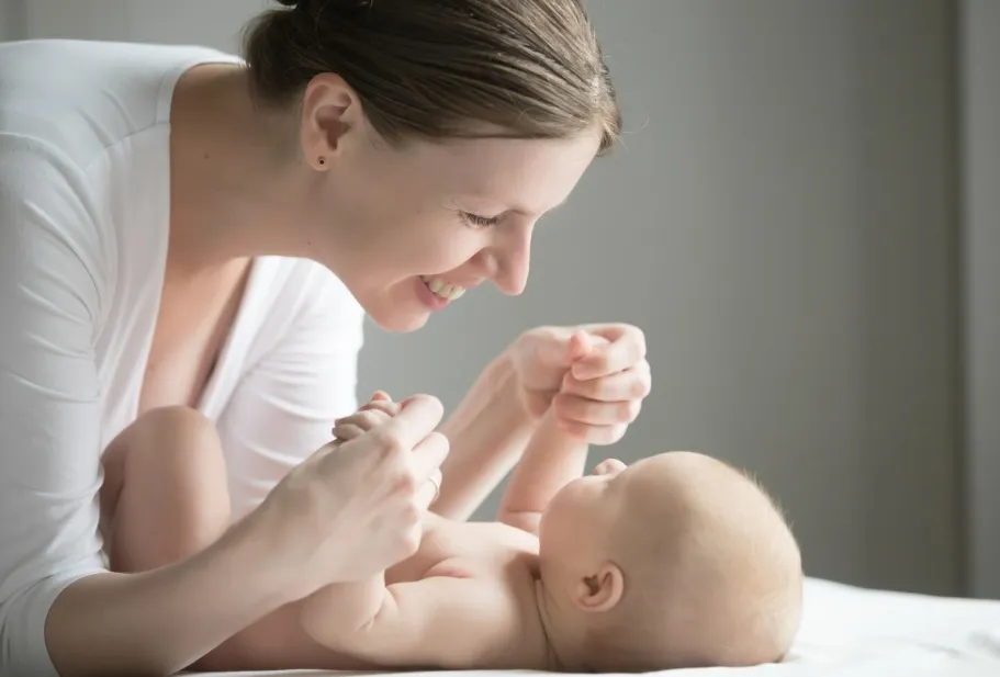 Jak odróżnić atopowe zapalenie skóry od alergii kontaktowej u niemowląt?